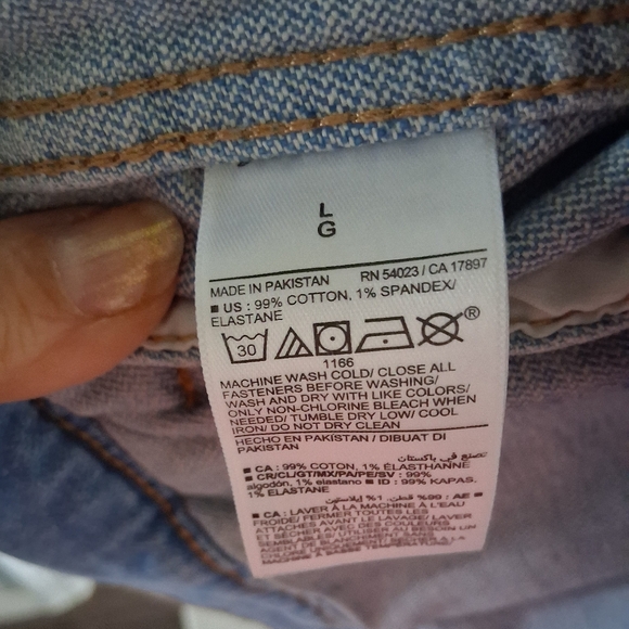 Women's Jeans Jacket by Old Navy, Size L - Picture 6 of 6